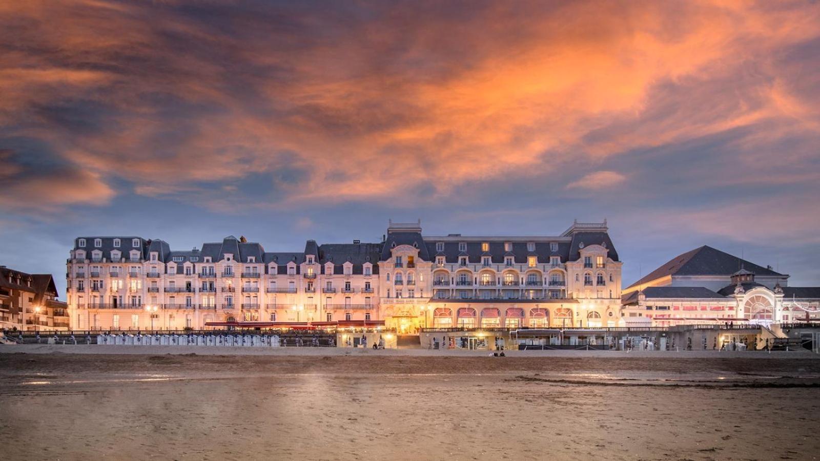 Le Cottage De La Plage - 2Ch, 2 Sdb - Terrasse - Deco De Charme - 500M Plage カブール エクステリア 写真